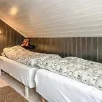 3 Bedroom Gorgeous In بيت للعطل مولدي