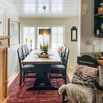 3 Bedroom Gorgeous In