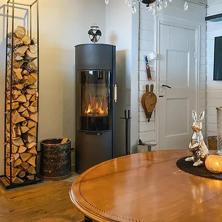 Дом отдыха 3 Bedroom Gorgeous In Молде