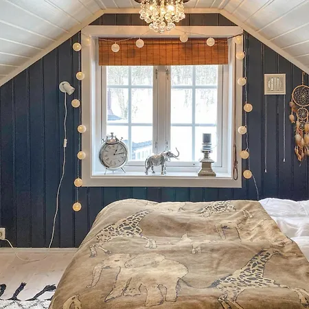 3 Bedroom Gorgeous In *