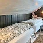 3 Bedroom Gorgeous In 몰데
